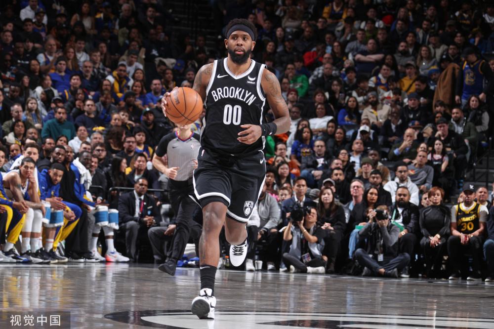 在比赛中屡 在比赛中屡