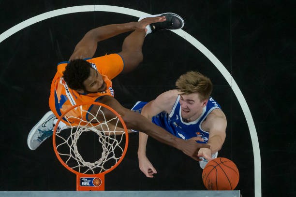 名后走向不 名后走向不