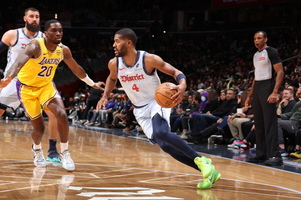 的运动员来 的运动员来