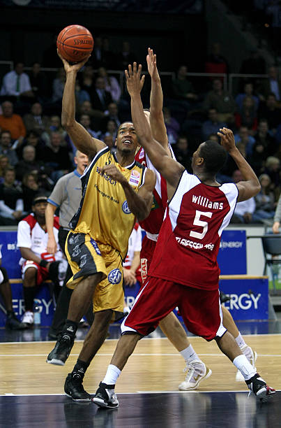 球队必须正 球队必须正