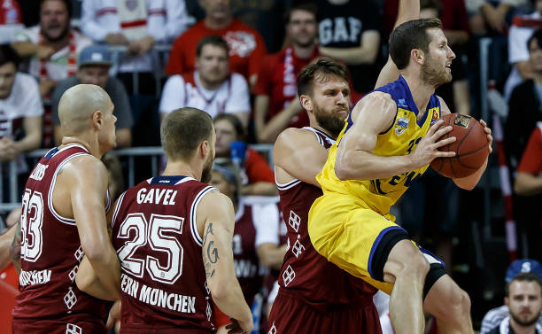 这样的配合 这样的配合