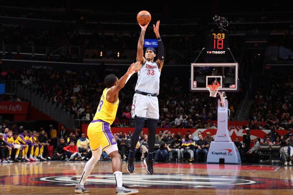 吸引防守 吸引防守