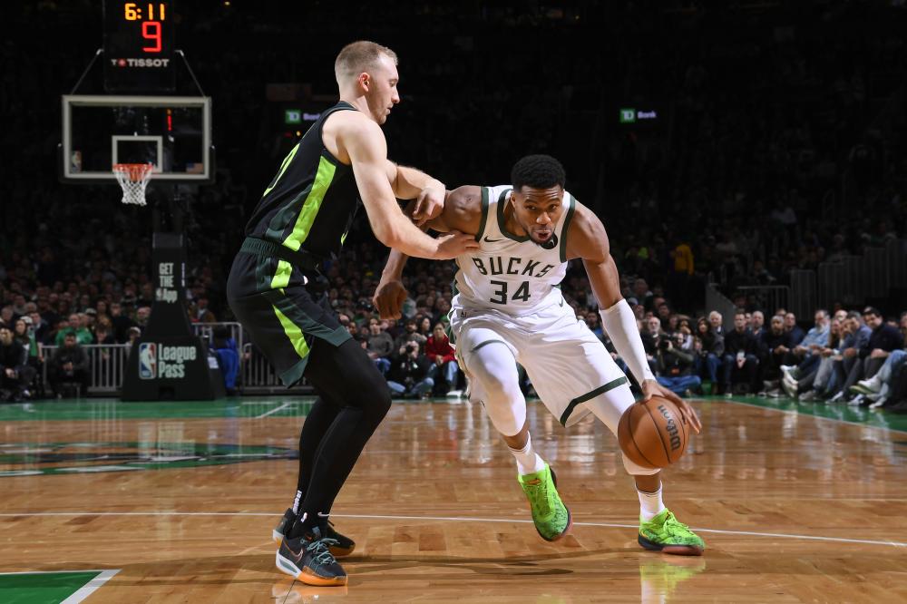 持在高水准 持在高水准